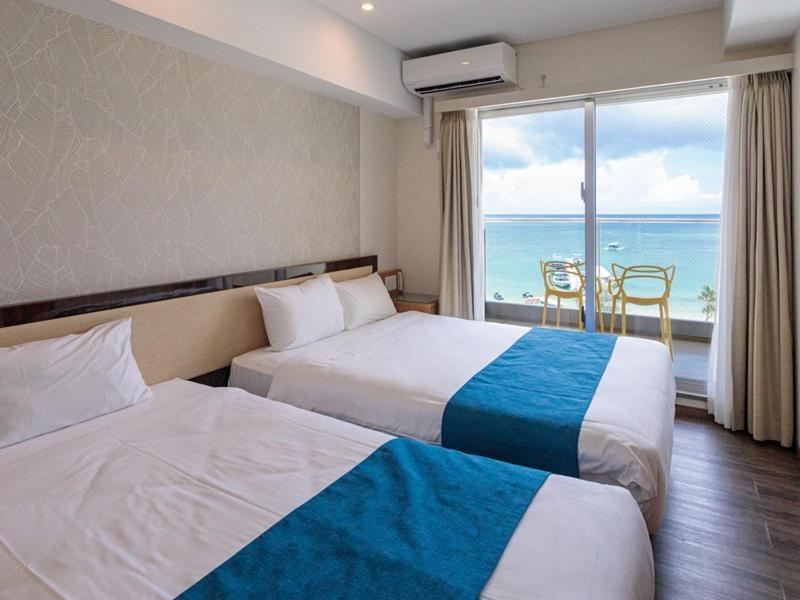 Kariyushi Lch. Resort Nago Exterior photo