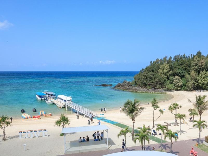 Kariyushi Lch. Resort Nago Exterior photo